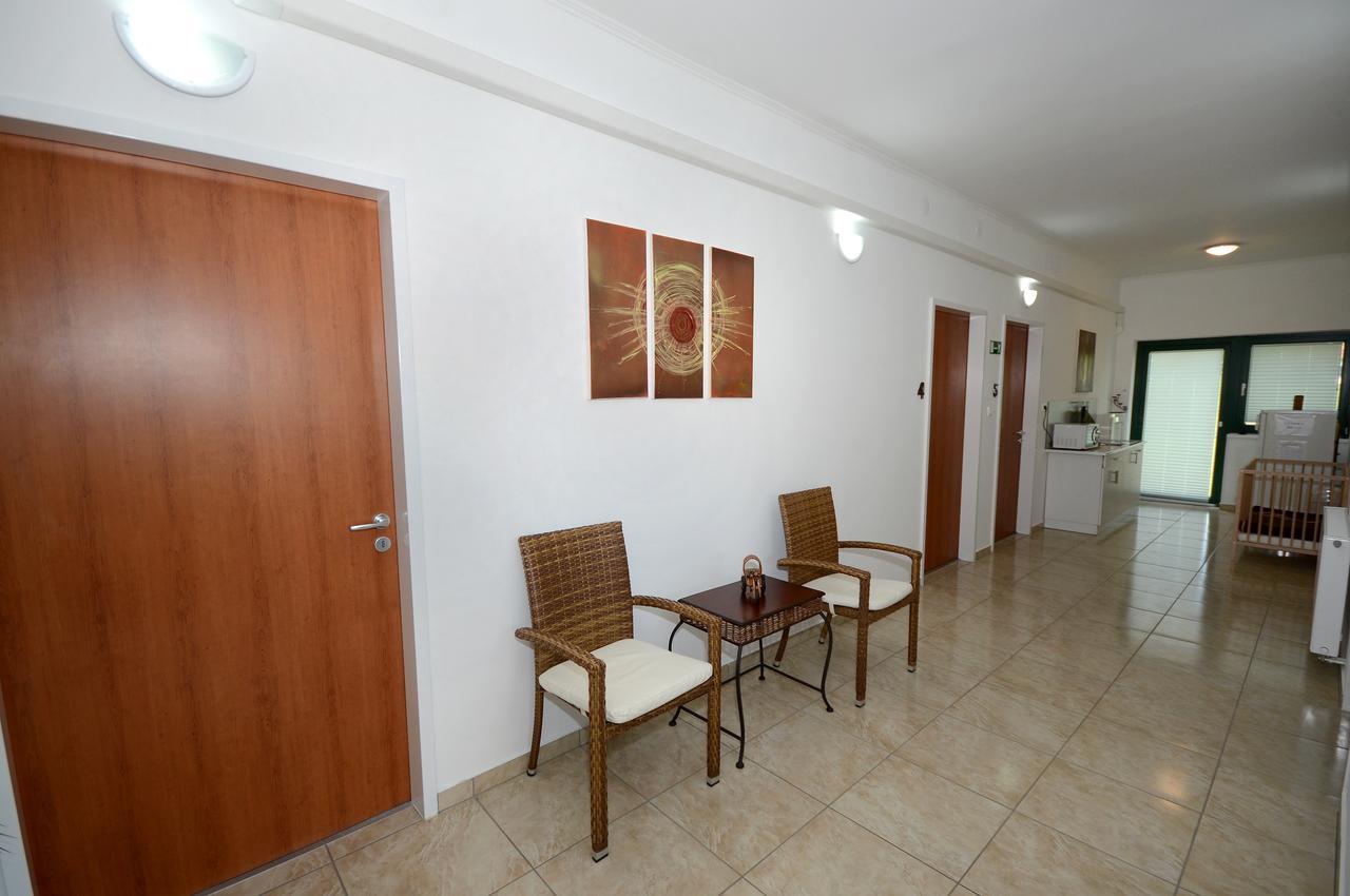 Szarszo Panzio Bed and Breakfast Balatonszarszo Εξωτερικό φωτογραφία