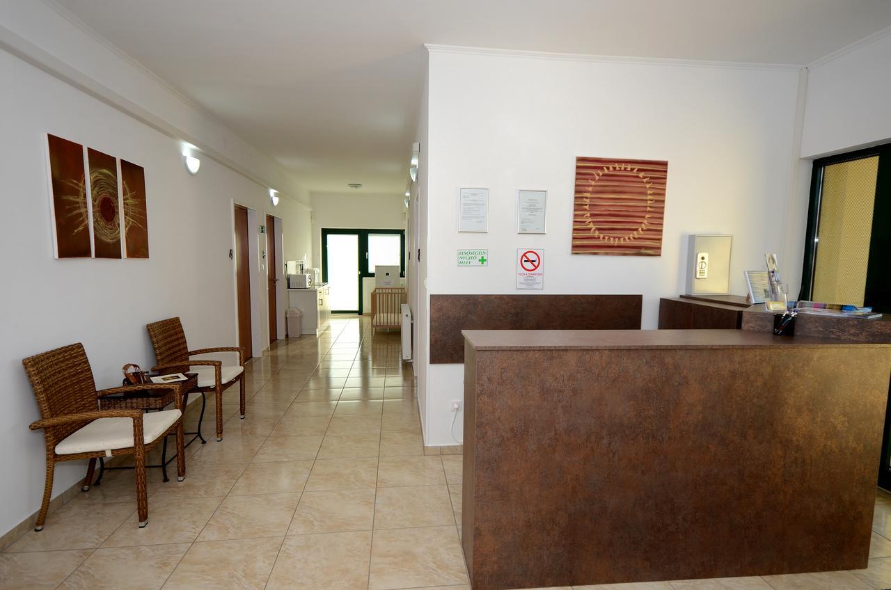 Szarszo Panzio Bed and Breakfast Balatonszarszo Εξωτερικό φωτογραφία