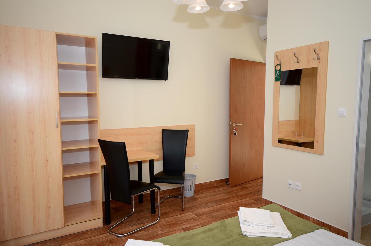 Szarszo Panzio Bed and Breakfast Balatonszarszo Εξωτερικό φωτογραφία